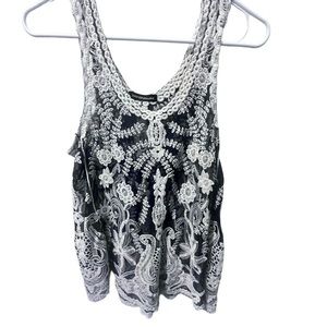 YOUARENOTALONE TOP size small a bit faded but still pretty. Lace crochet